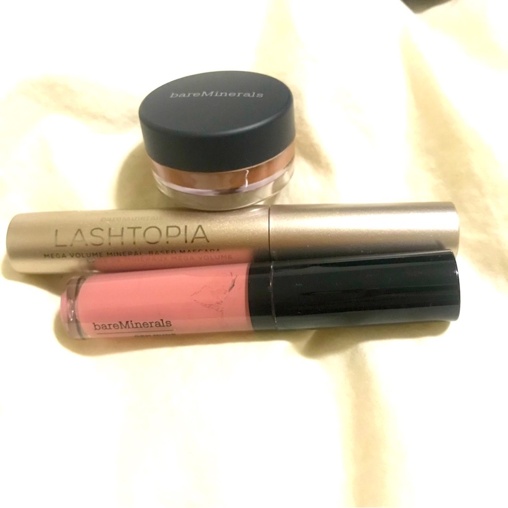 bareMinerals Desert Getaway 3pc. makeup kit as shown in box - Picture 3 of 3